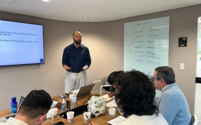 The holiday tension : a polarity